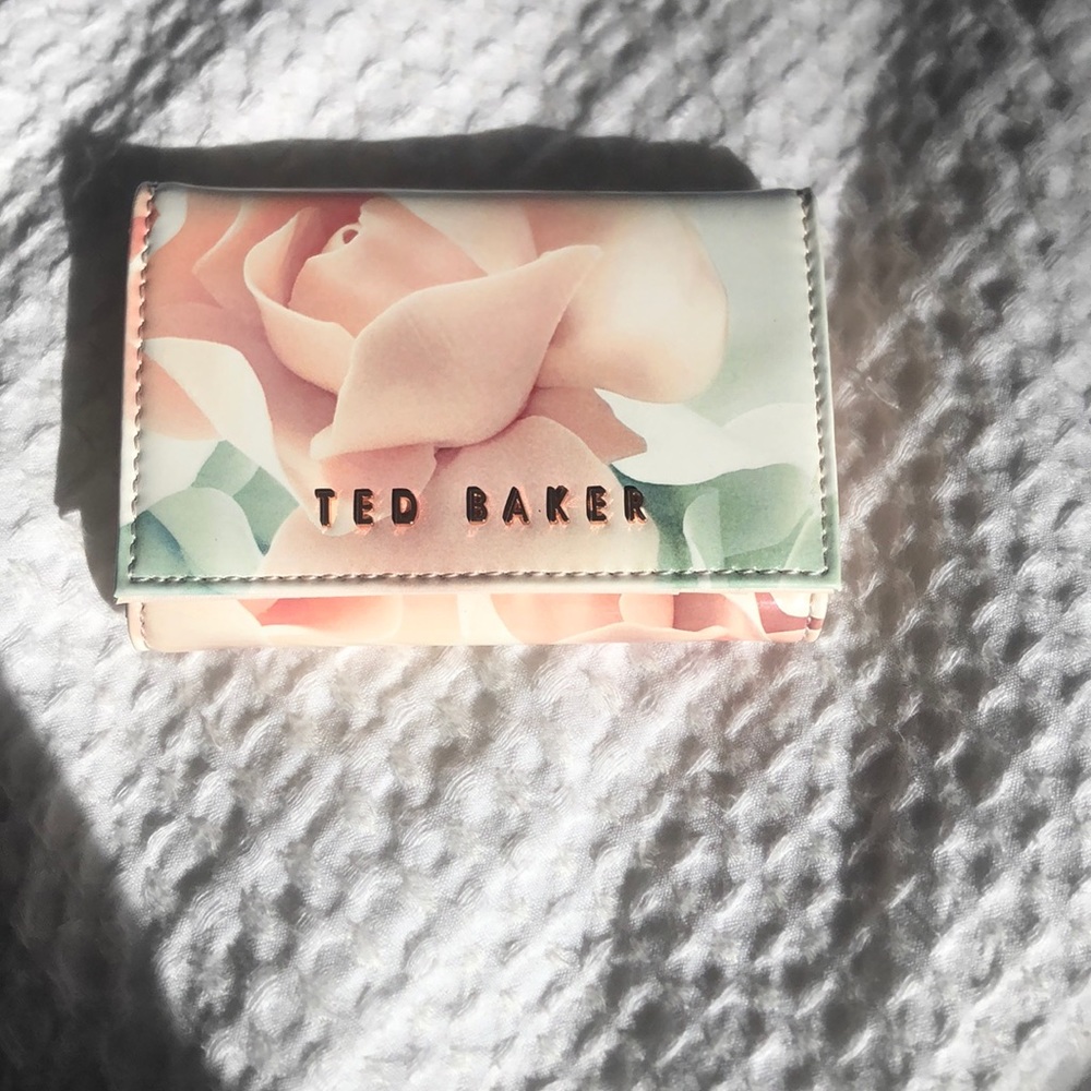 Ted Baker mini wallet